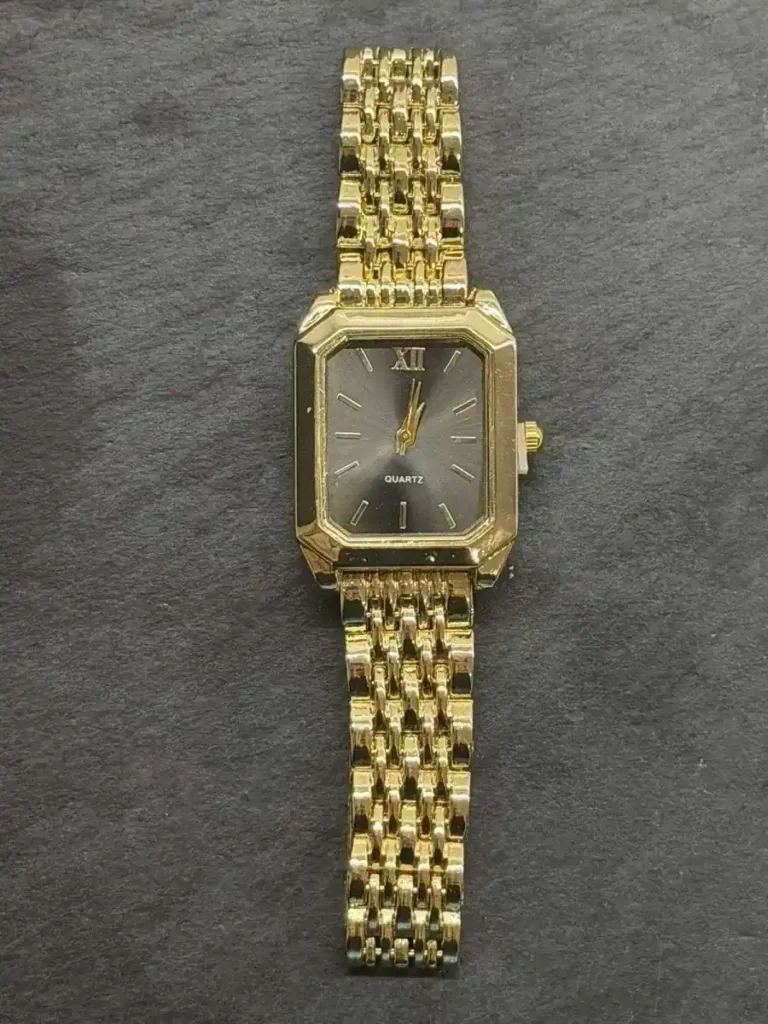 Selene-Gold-
